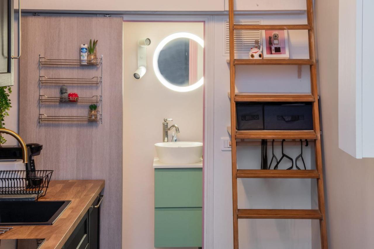 Charming Industrial-style Studio Just Nearby Montmartre In - Welkeys Parigi